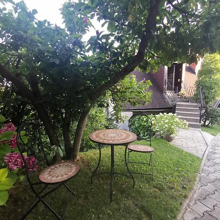 Apartmaji Mak Jesenice Luaran gambar