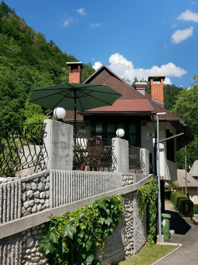 Apartmaji Mak Jesenice Luaran gambar