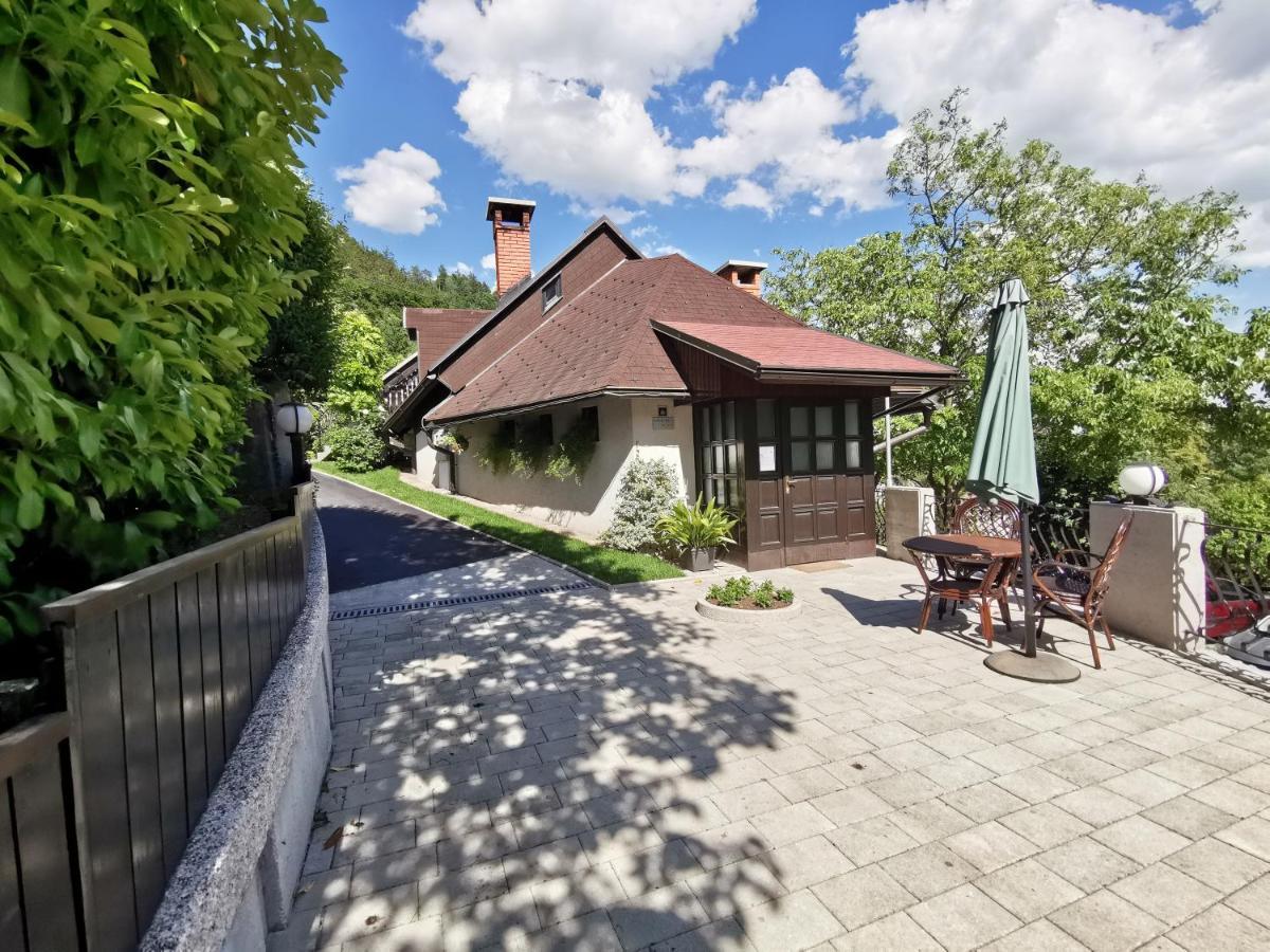 Apartmaji Mak Jesenice Luaran gambar